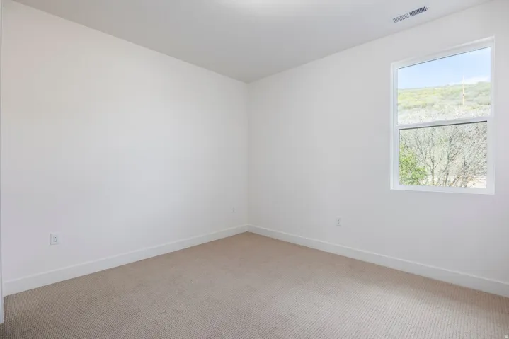 487 W Ascent Dr #215, Hideout, Utah 84036
