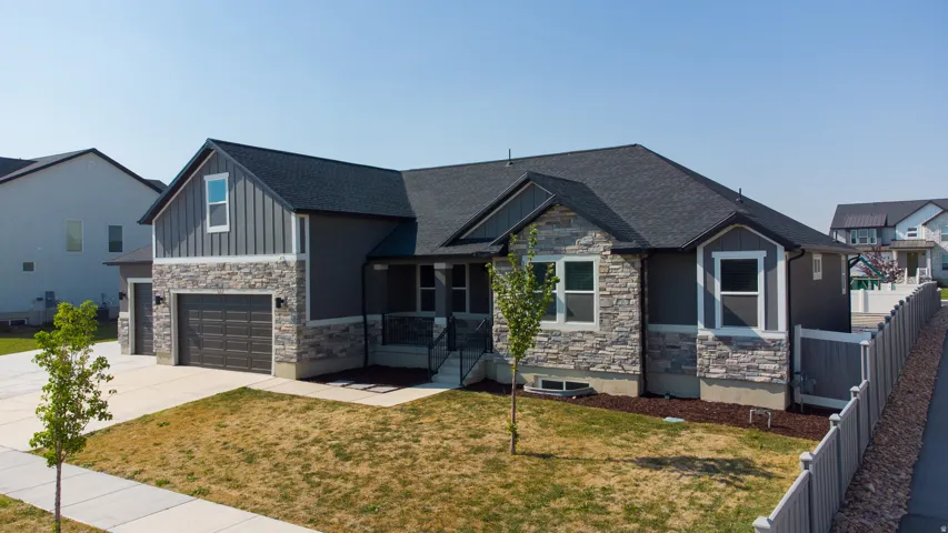 127 E Craner Peak Dr, Eagle Mountain, Utah 84005