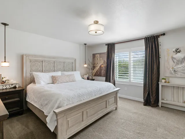 1053 Blackstone Dr, Fruit Heights, Utah 84037