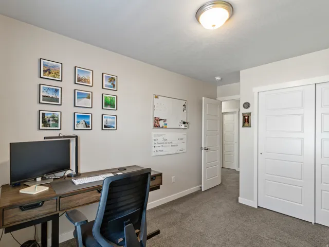 1053 Blackstone Dr, Fruit Heights, Utah 84037