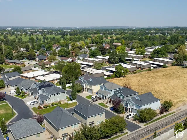 1053 Blackstone Dr, Fruit Heights, Utah 84037
