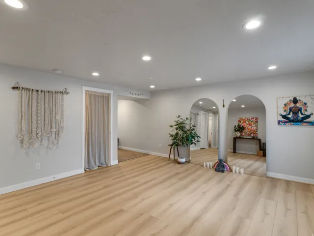 1053 Blackstone Dr, Fruit Heights, Utah 84037