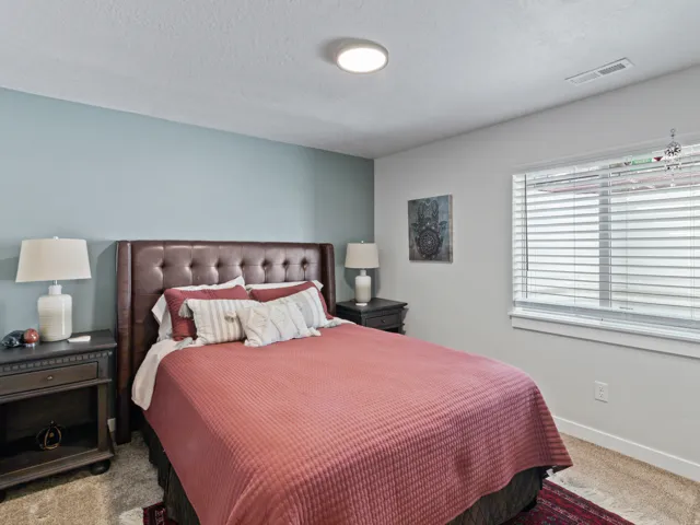 1053 Blackstone Dr, Fruit Heights, Utah 84037