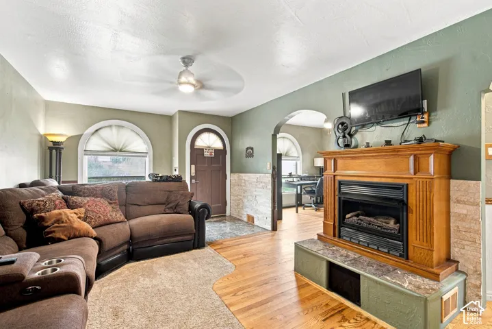 Living room with gas fireplace