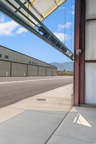 Automated hangar door system