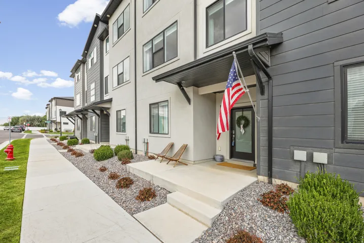 Contemporary exterior with mixed material siding