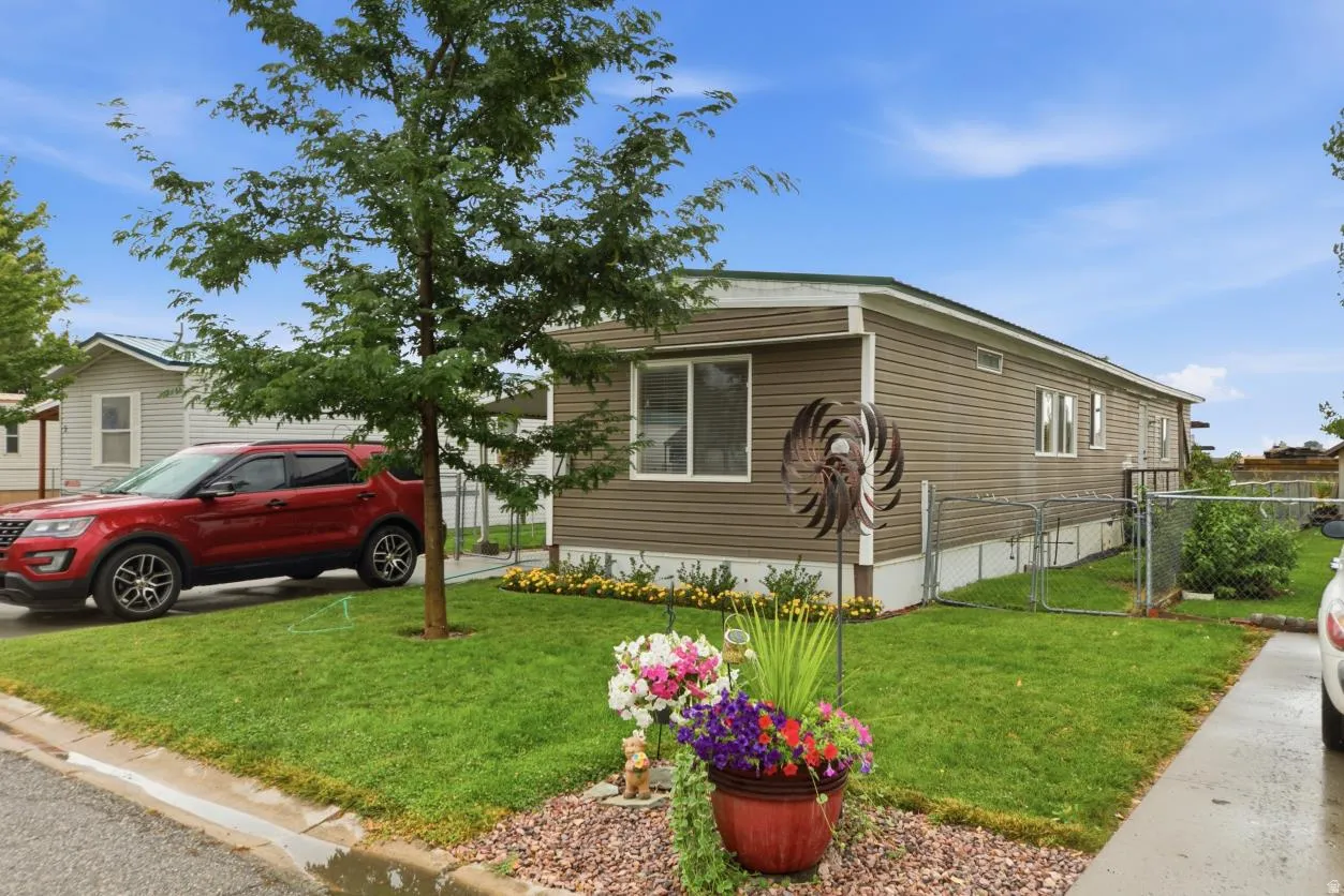 Mobile home pad