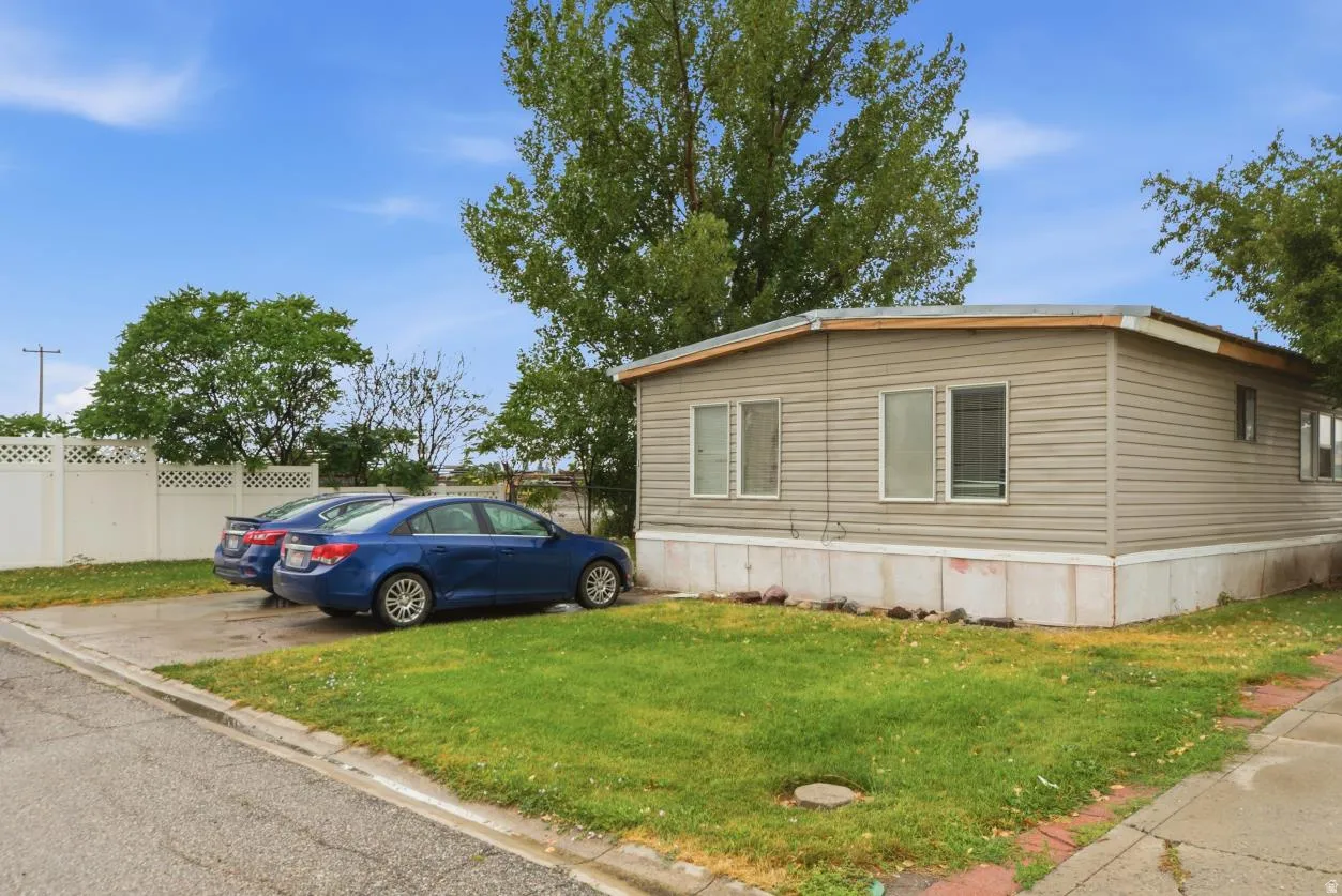 Mobile home pad