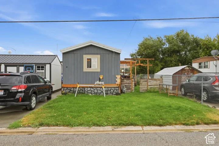Mobile home pad