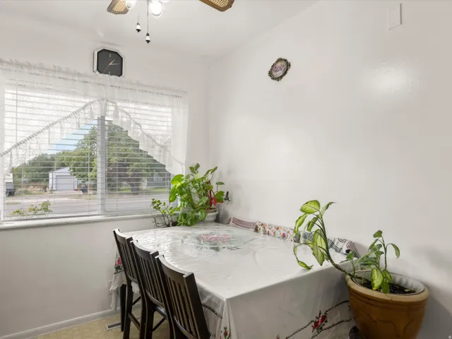 Recessed lighting fixtures and a ceiling fan with integrated lighting
