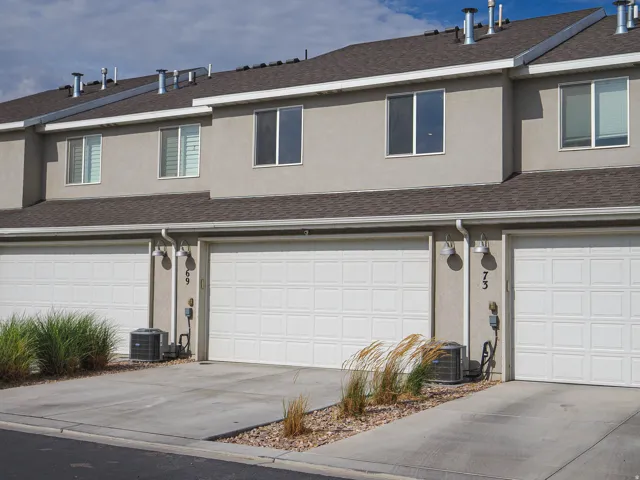 69 N Heading Row, Saratoga Springs, Utah 84045