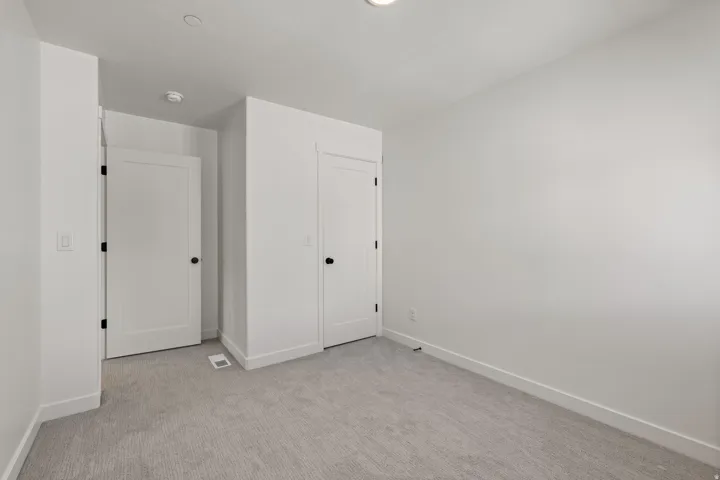 Light gray carpet flooring