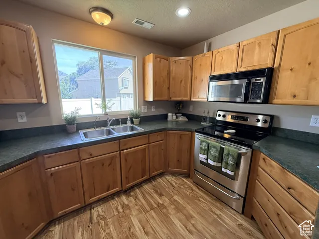 956 North St, Ogden, Utah 84404