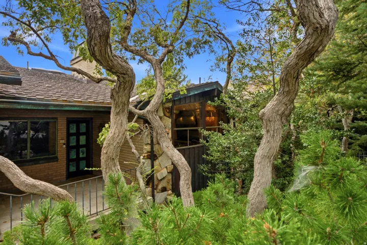 4434 S Covecrest Dr, Millcreek, Utah 84124