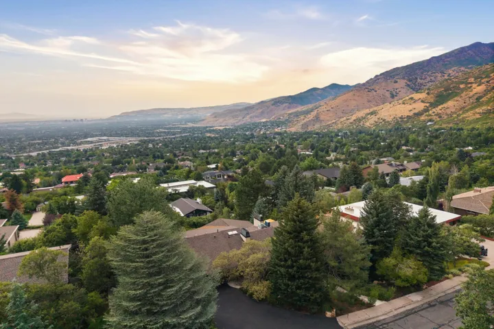 4434 S Covecrest Dr, Millcreek, Utah 84124