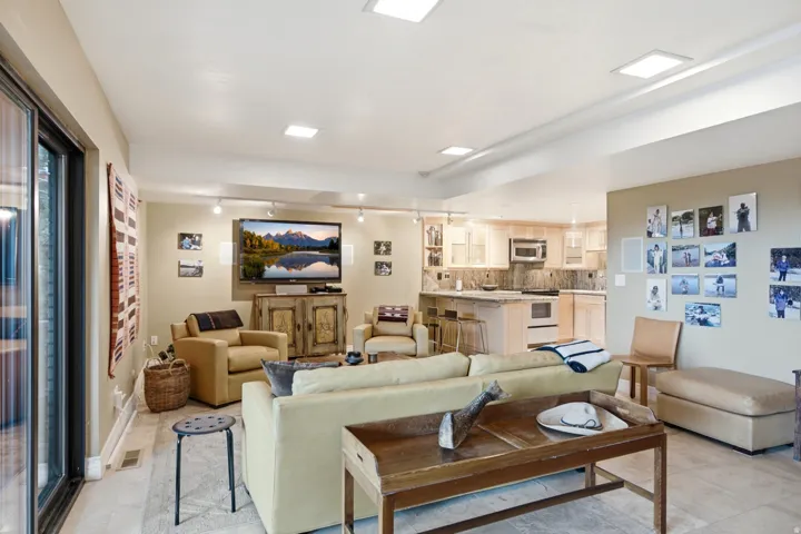 4434 S Covecrest Dr, Millcreek, Utah 84124