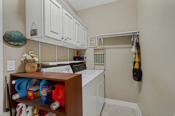 10254 S Crow Wing Dr, South Jordan, Utah 84009