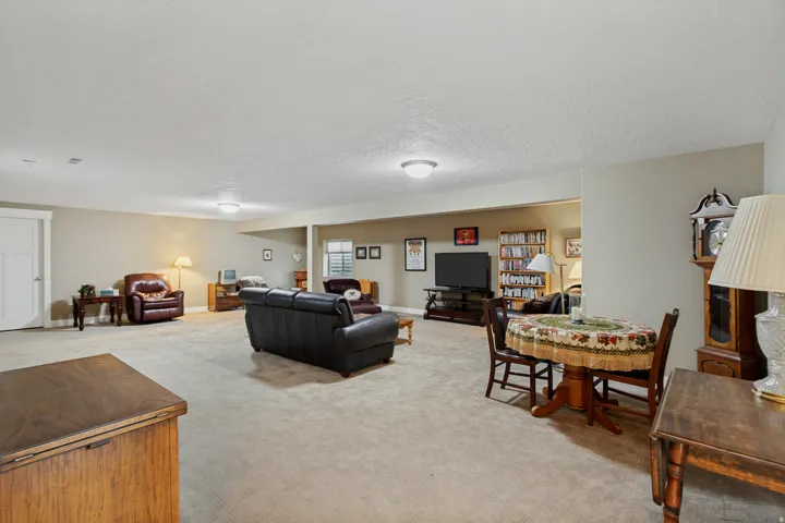10254 S Crow Wing Dr, South Jordan, Utah 84009