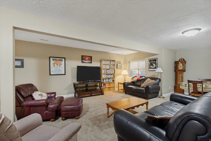 10254 S Crow Wing Dr, South Jordan, Utah 84009