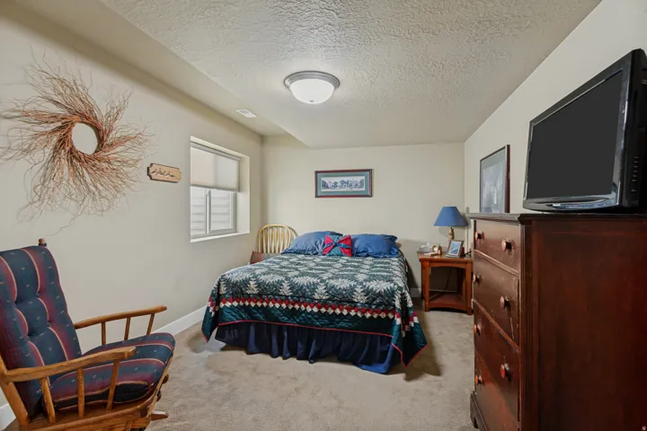 10254 S Crow Wing Dr, South Jordan, Utah 84009