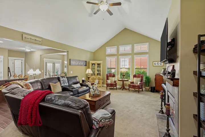 10254 S Crow Wing Dr, South Jordan, Utah 84009