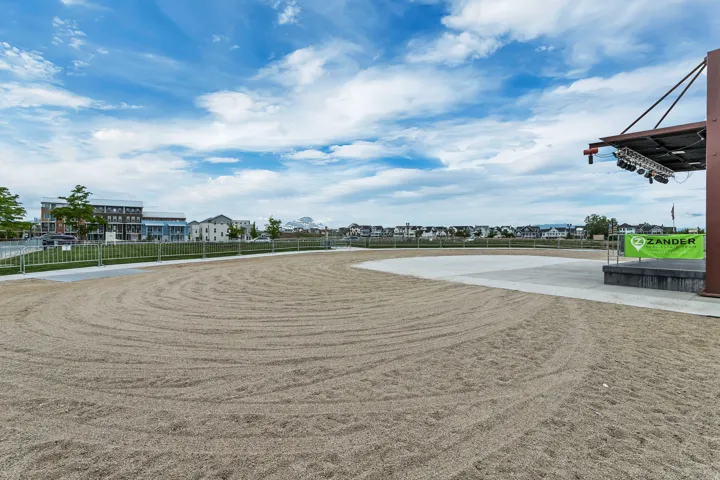 10254 S Crow Wing Dr, South Jordan, Utah 84009