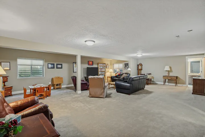 10254 S Crow Wing Dr, South Jordan, Utah 84009