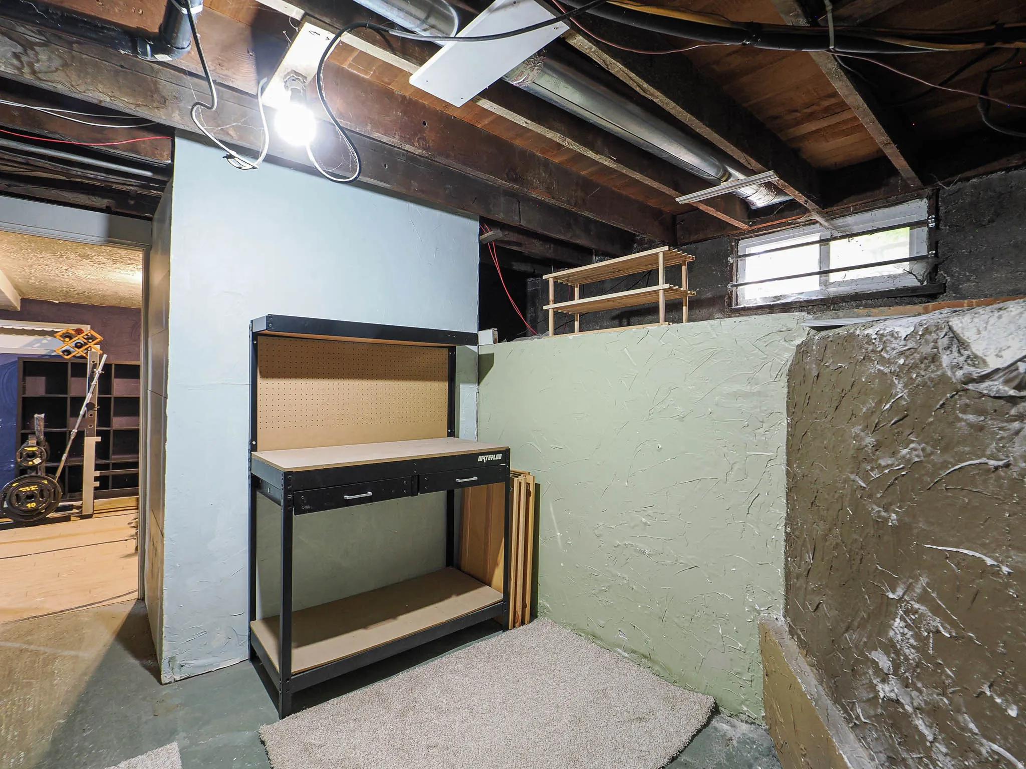 workbench included