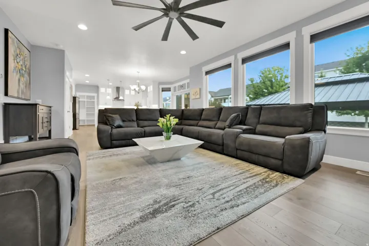 2913 S Puddle Ln, Saratoga Springs, Utah 84045