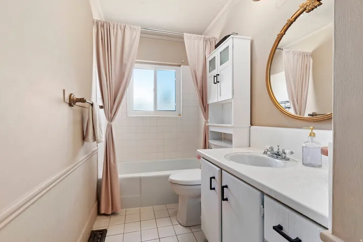 2315 E Creek Rd, Sandy, Utah 84093