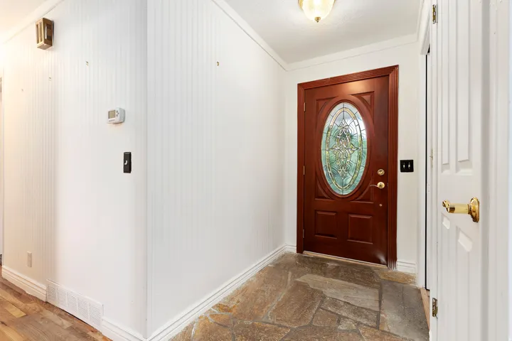 2315 E Creek Rd, Sandy, Utah 84093