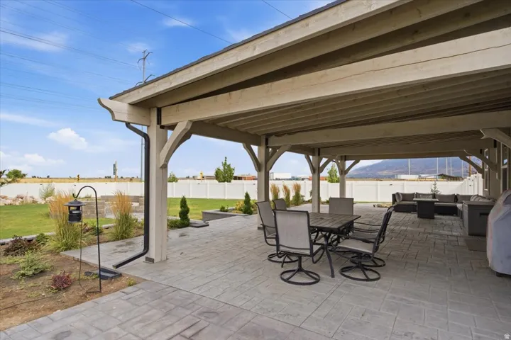 2189 N 1000 W, West Bountiful, Utah 84087