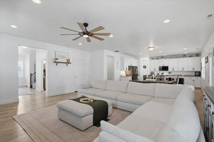2189 N 1000 W, West Bountiful, Utah 84087