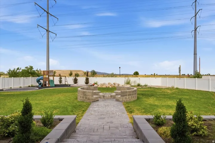 2189 N 1000 W, West Bountiful, Utah 84087
