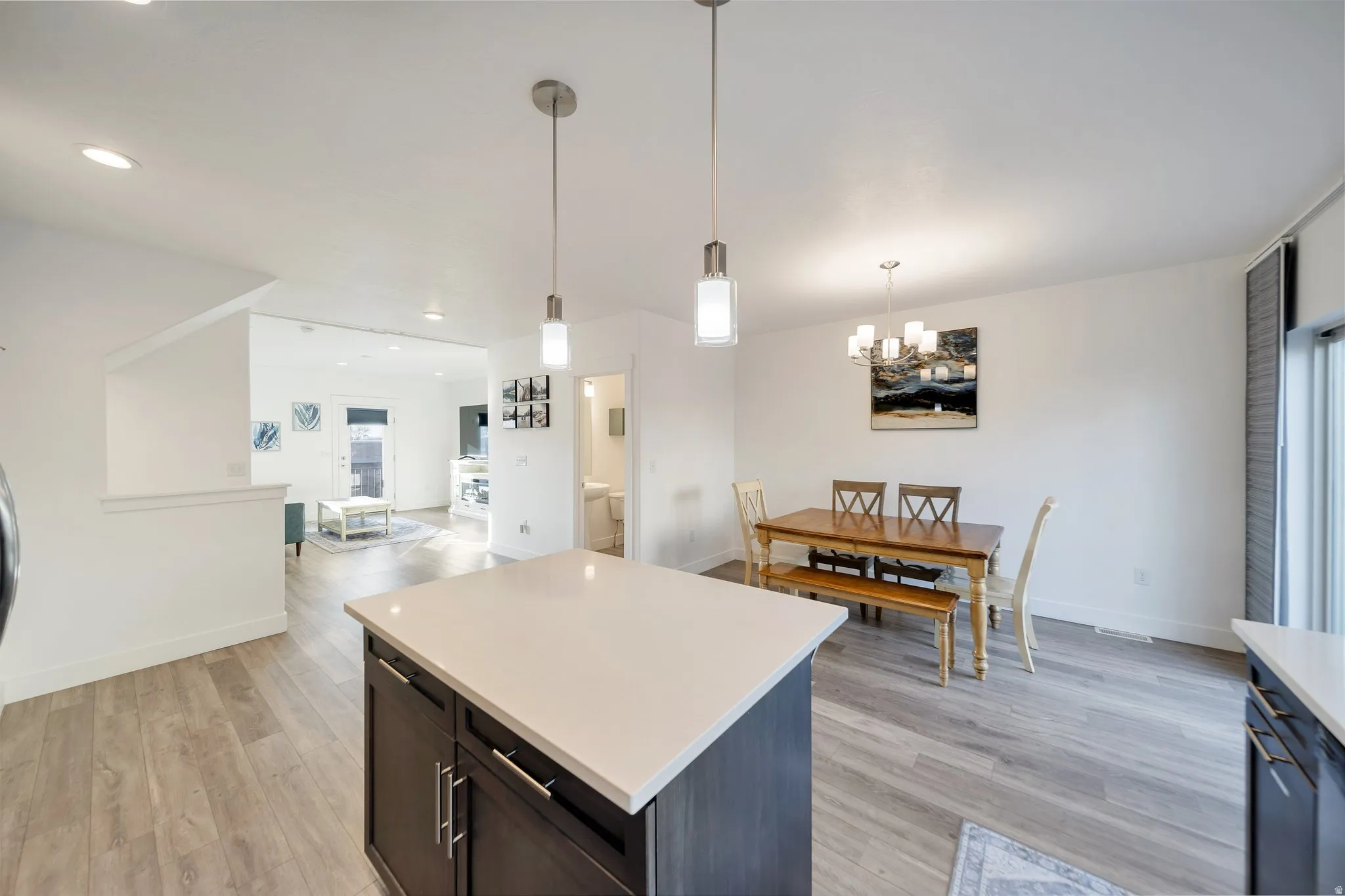 Central kitchen island with a light-toned countertop