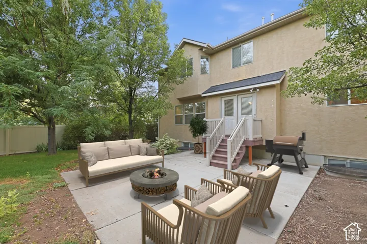 Virtual Staging of Back Patio