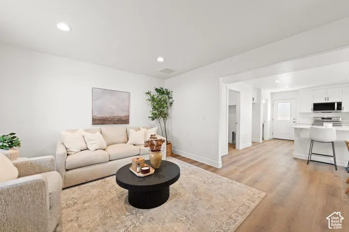 Photos of a similar unit