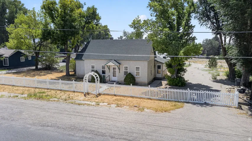 153 W 100 S, Gunnison, Utah 84634