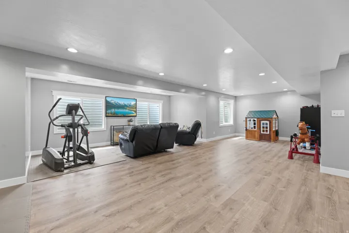 719 Yates Springs Rd, Erda, Utah 84074