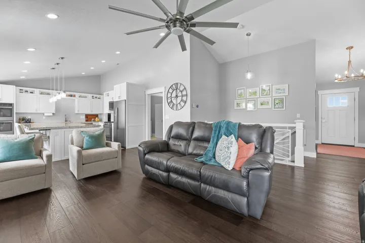 719 Yates Springs Rd, Erda, Utah 84074