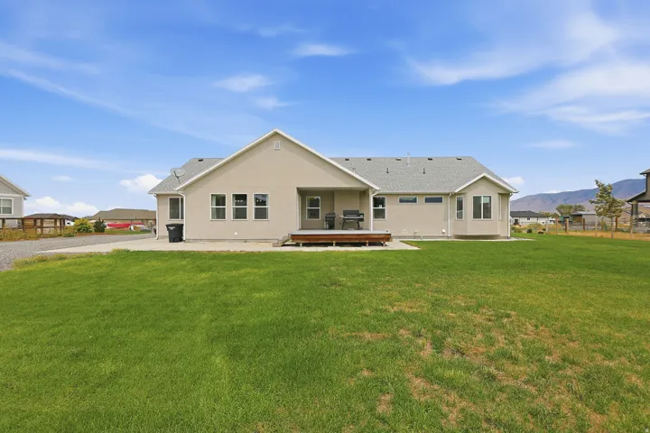 719 Yates Springs Rd, Erda, Utah 84074