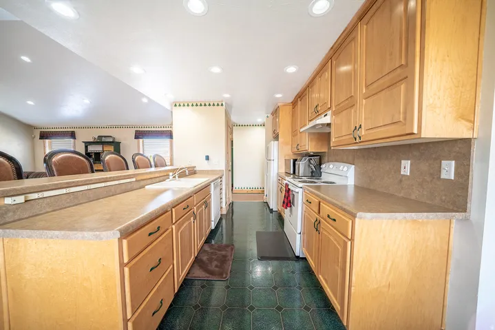 12180 E Fairview Dr, Fairview, Utah 84629