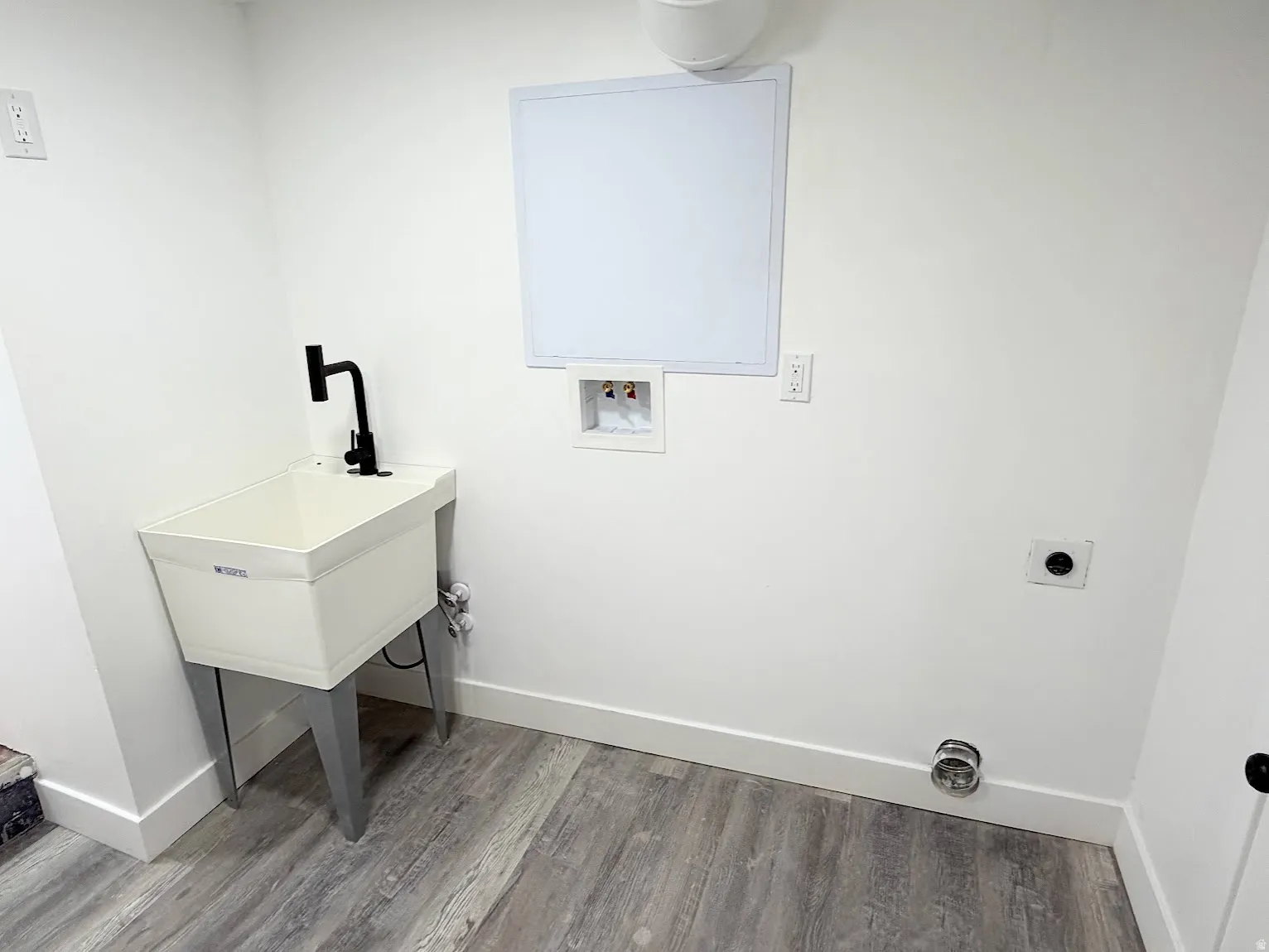 Basement Laundry Room