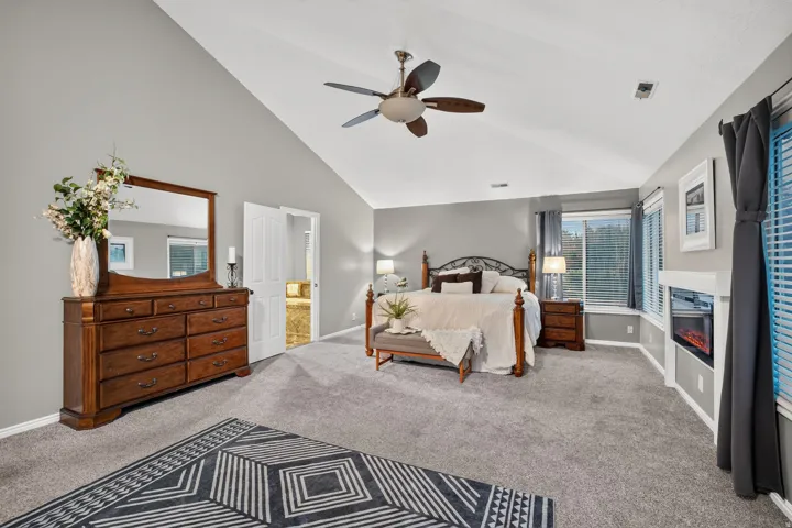 5 Quietwood Ln, Sandy, Utah 84092