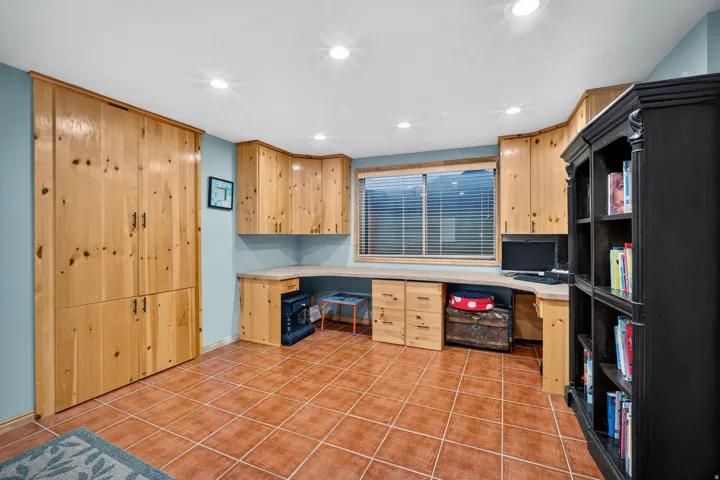 Bedroom or Craft Room