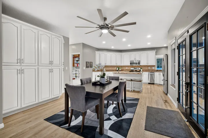 5 Quietwood Ln, Sandy, Utah 84092