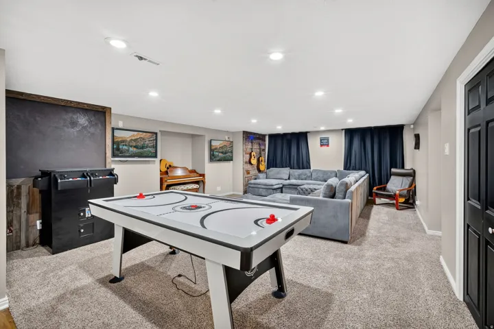 5 Quietwood Ln, Sandy, Utah 84092