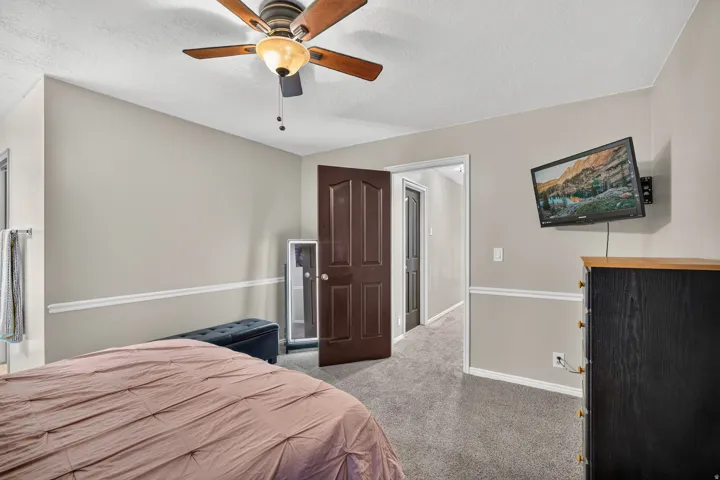 5 Quietwood Ln, Sandy, Utah 84092