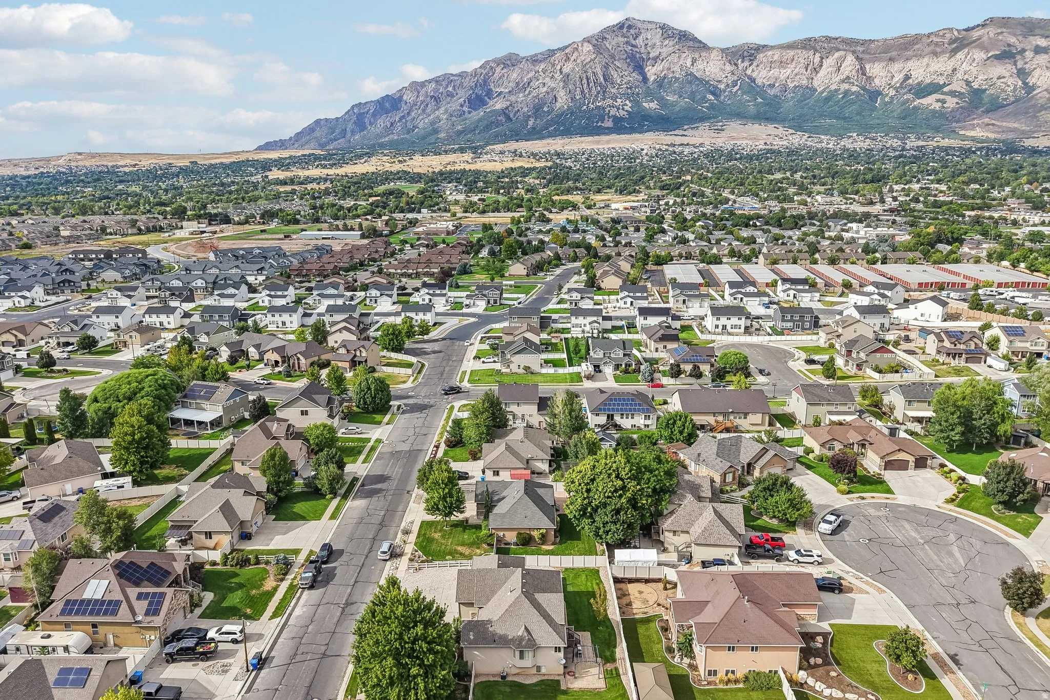 Residential neighborhood with mountain backdrop