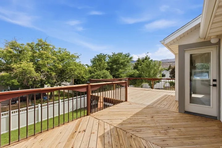 91 E Horseshoe Rd, Saratoga Springs, Utah 84045